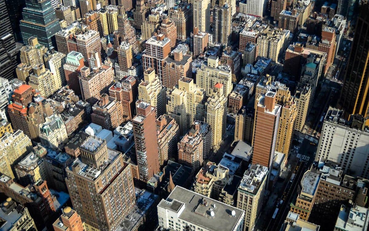 What Do Commercial Zoning Laws Regulate?