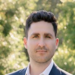 Jake Heller headshot